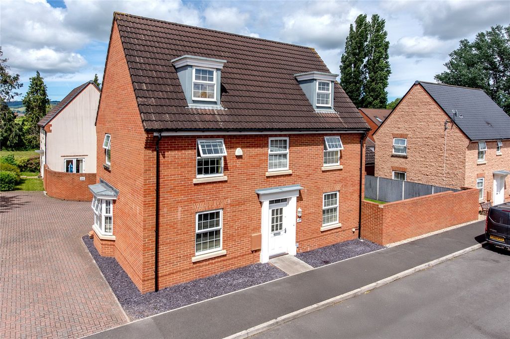 Property photo 1 of 18 Picture No. 02