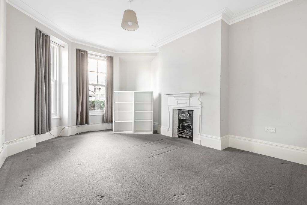 Property photo 1 of 8 666295 (4)