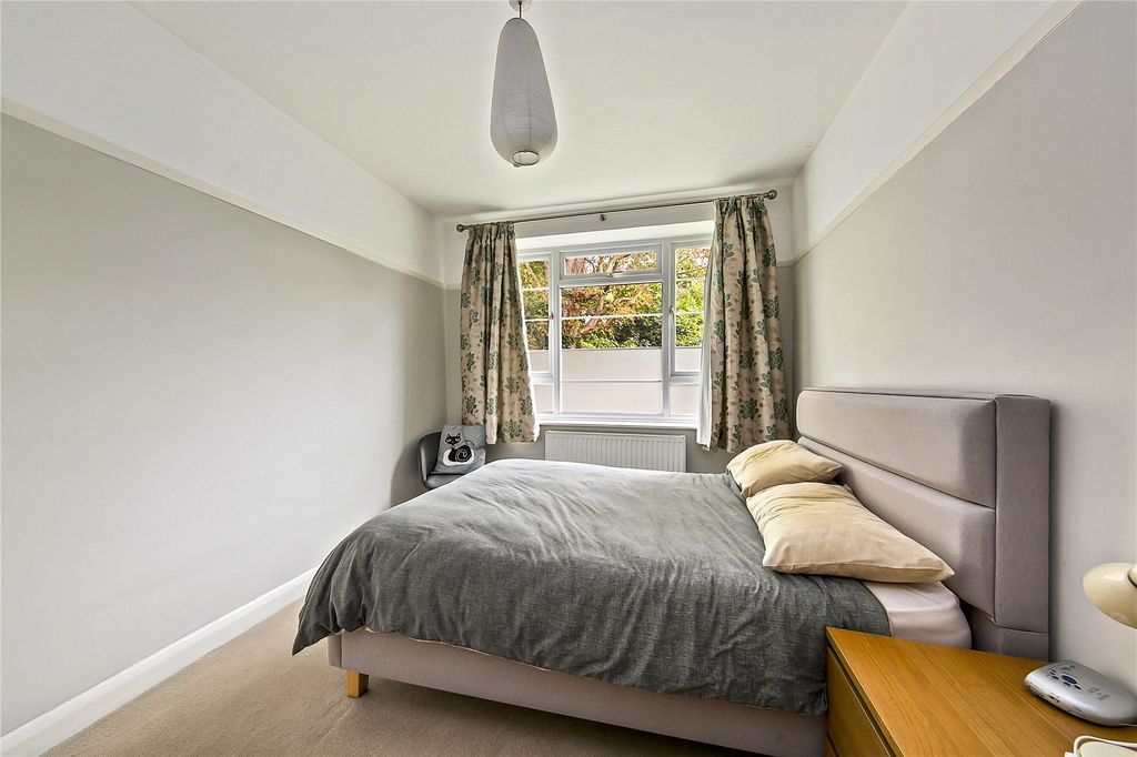 Property photo 3 of 8 Picture No. 09