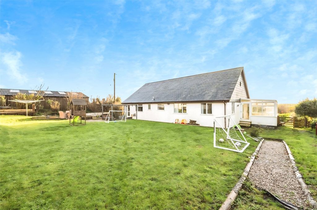 Property photo 3 of 19 Picture No. 26