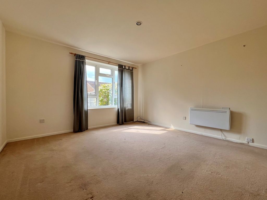 Property photo 3 of 11 Picture No. 14
