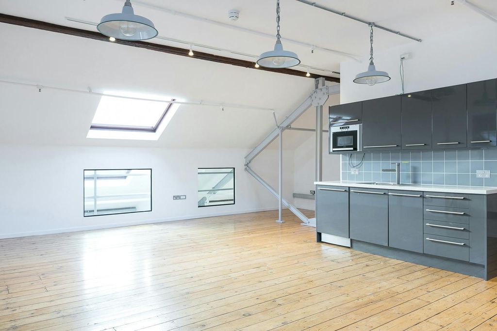 Property photo 2 of 23 Watersideunits2425Wharfroadlondonn1Shoreditchhoxtonangelofficestudiorentinternal2Dominionlondon.Jpg