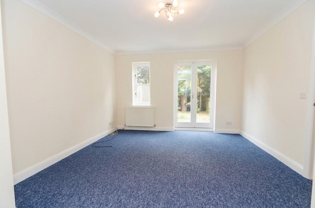 Property photo 3 of 6 3.Jpg