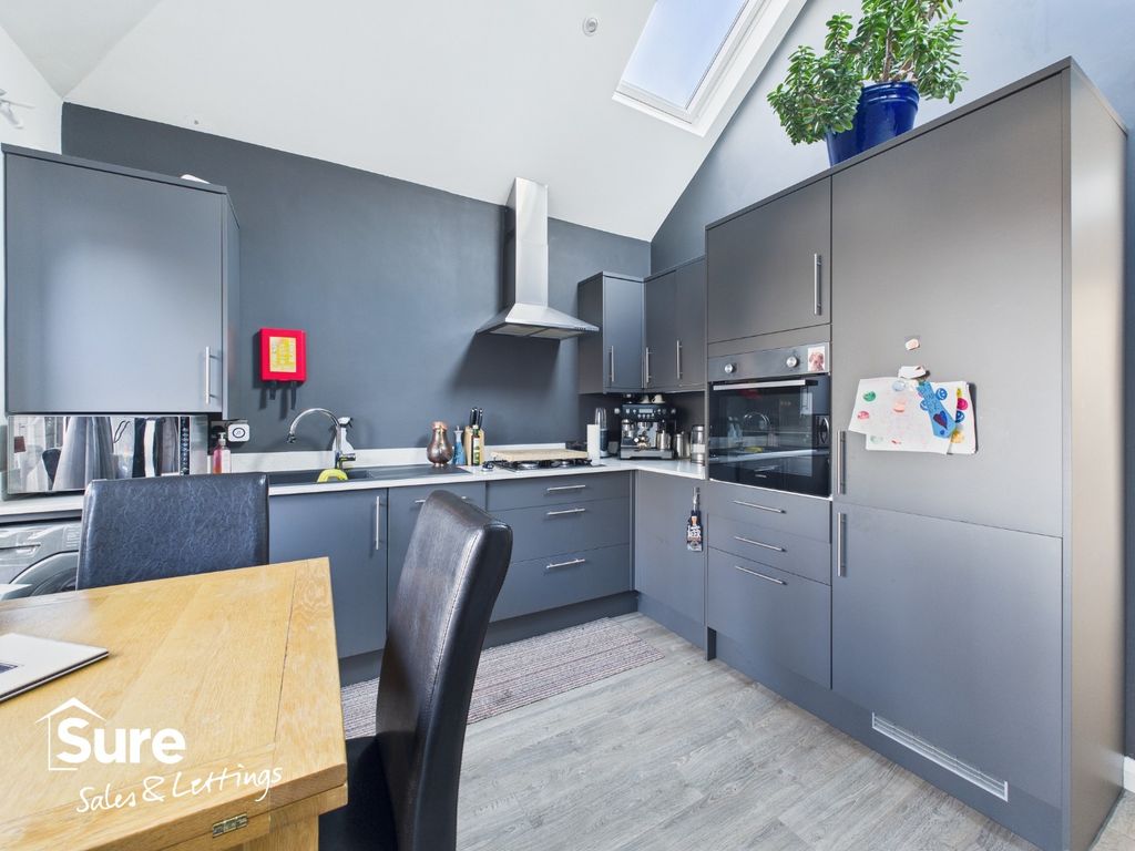 Property photo 3 of 13 1035812