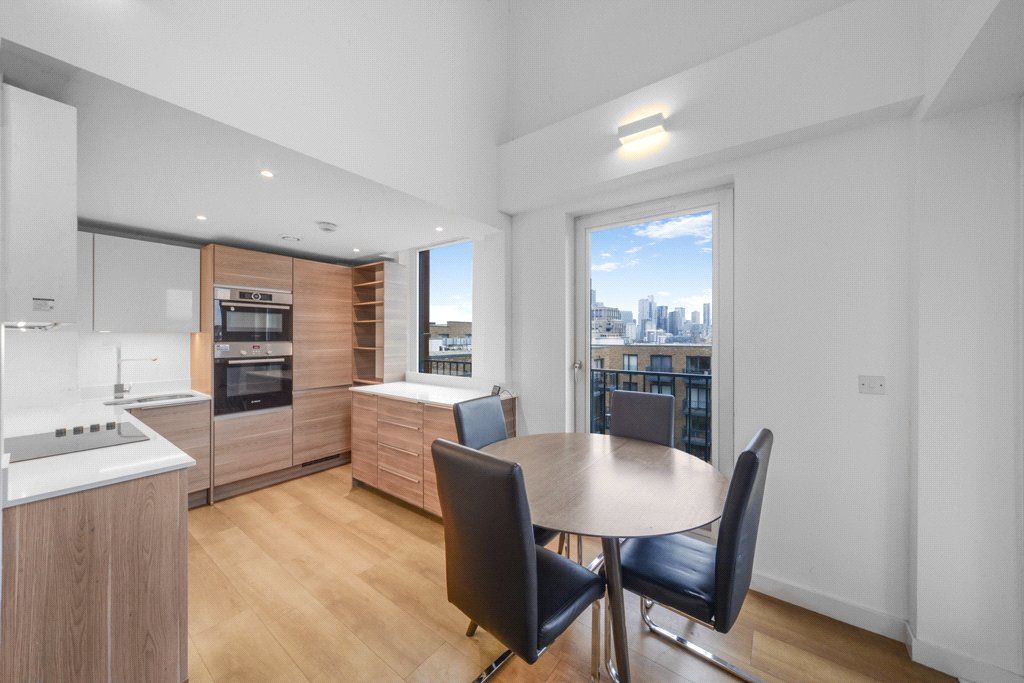 Property photo 3 of 24 Picture No. 21