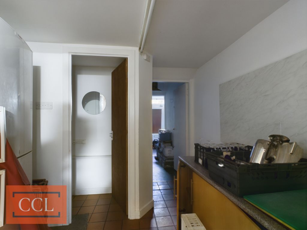 Property photo 3 of 7 46866083.Jpg?v=