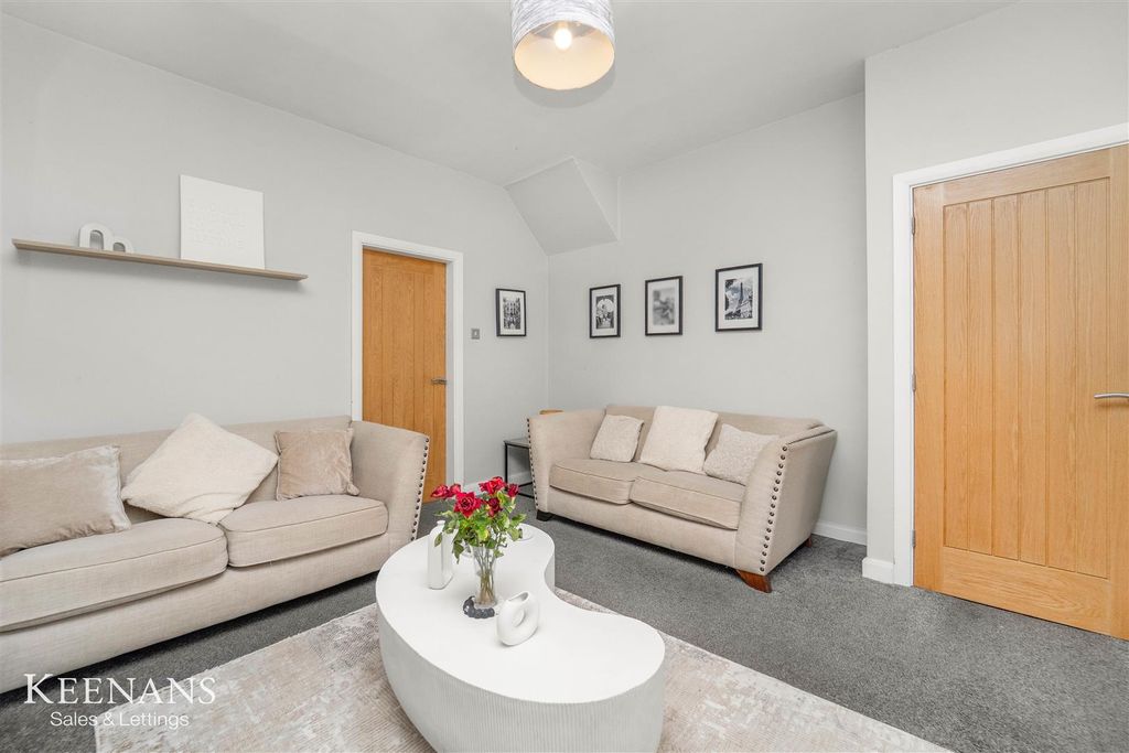 Property photo 3 of 30 22.Jpg