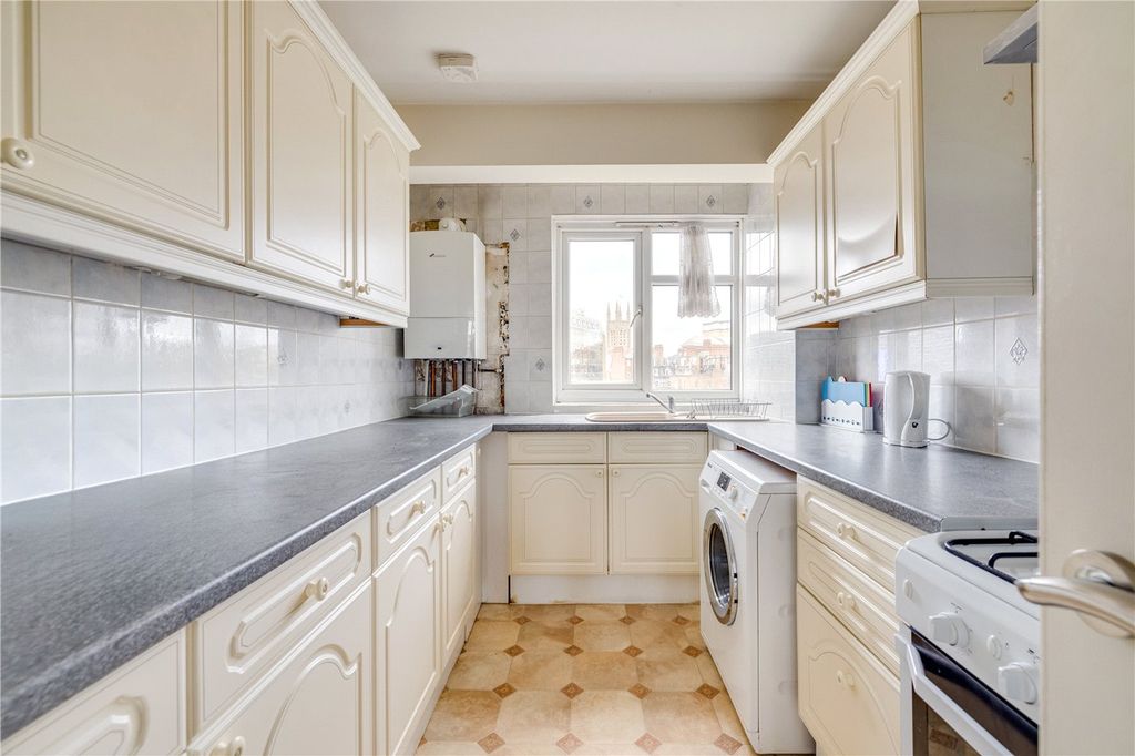 Property photo 3 of 9 Picture No. 09