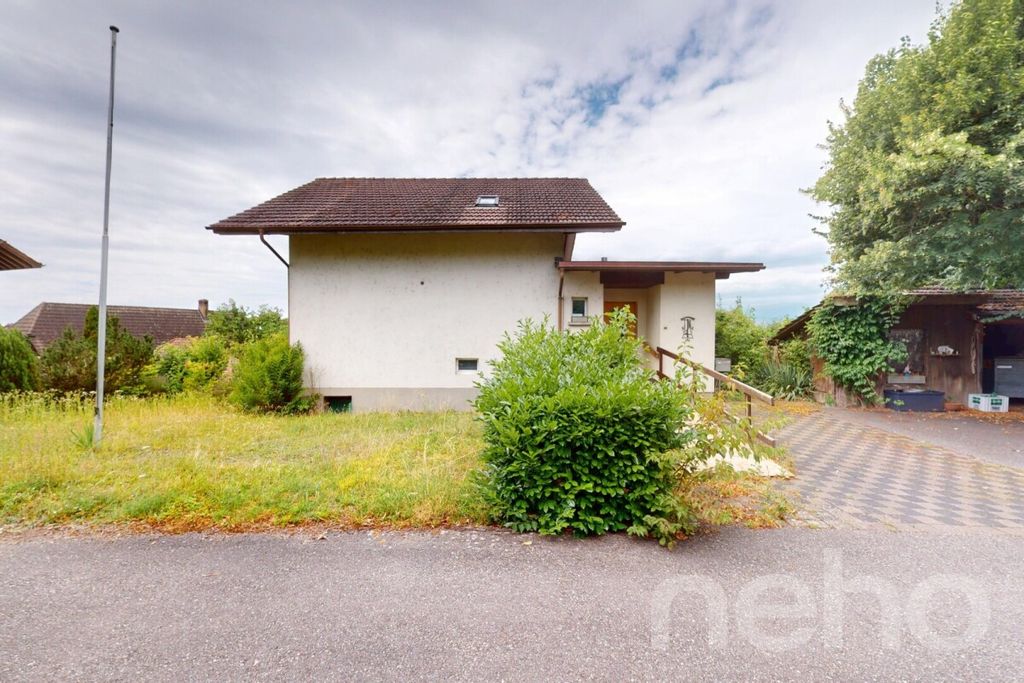 Property photo 1 of 13