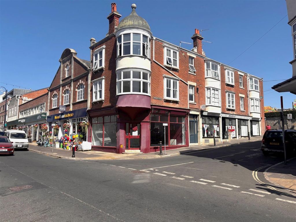 Property photo 1 of 14 4364 Windowcard.Jpg