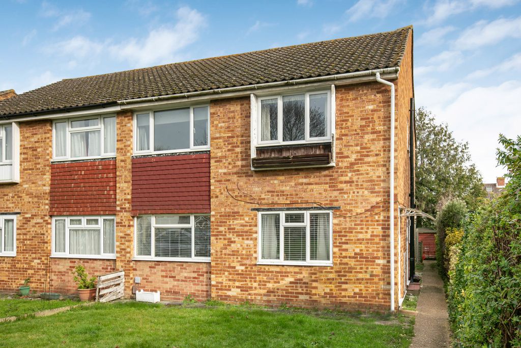 Property photo 1 of 11 Exterior