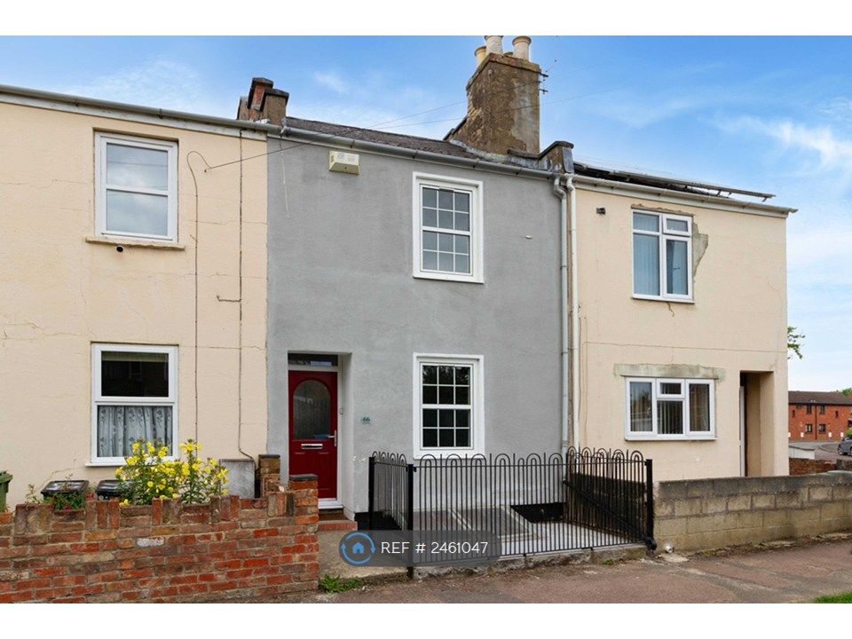 Property photo 3 of 35