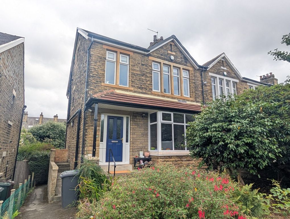Property photo 1 of 36