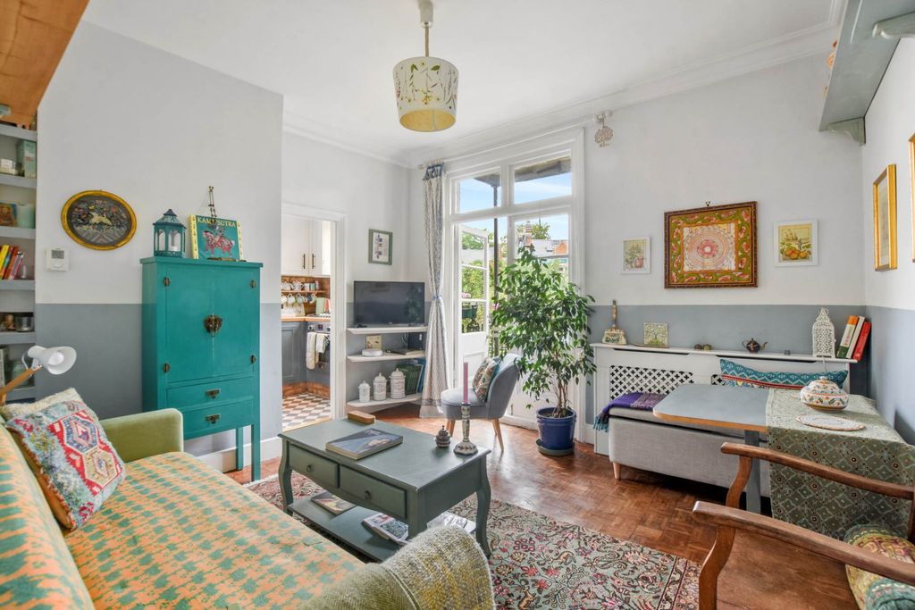 Property photo 1 of 16