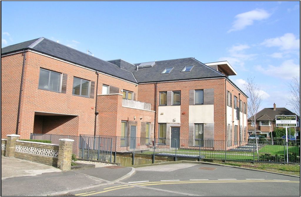 Property photo 1 of 4