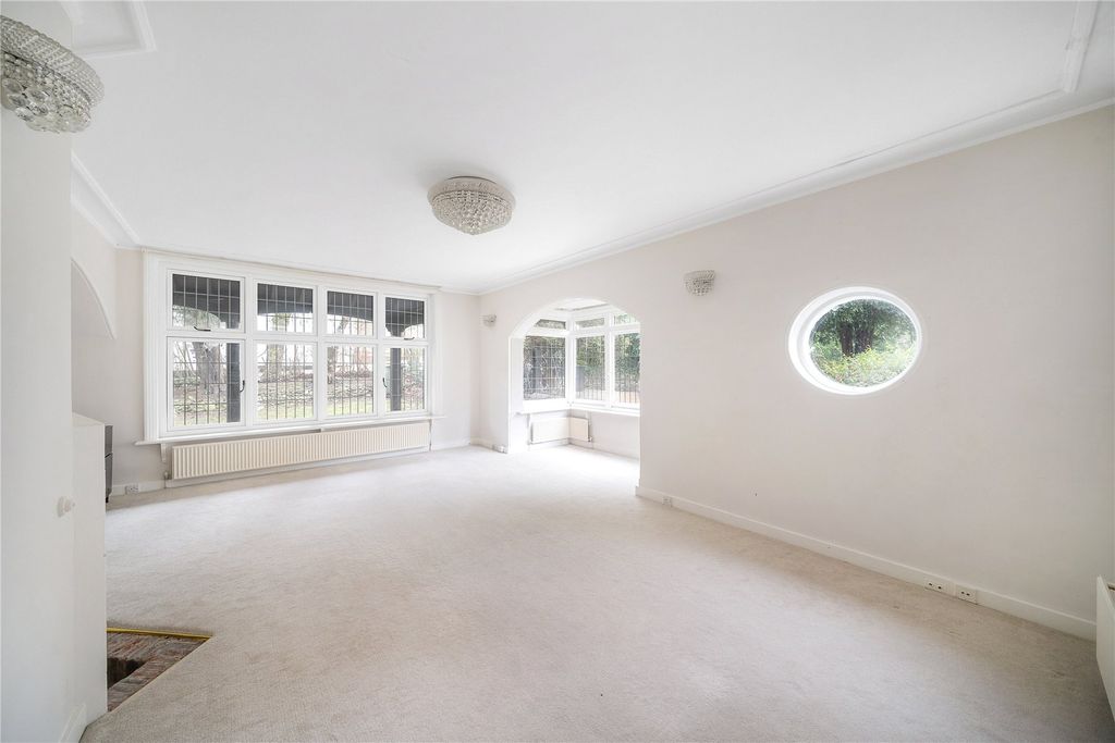 Property photo 3 of 31 Picture No. 34