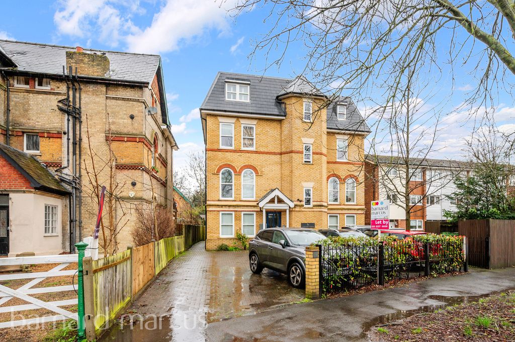 Property photo 2 of 9 Image