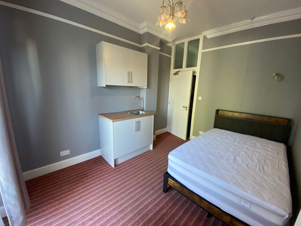 Property photo 1 of 4