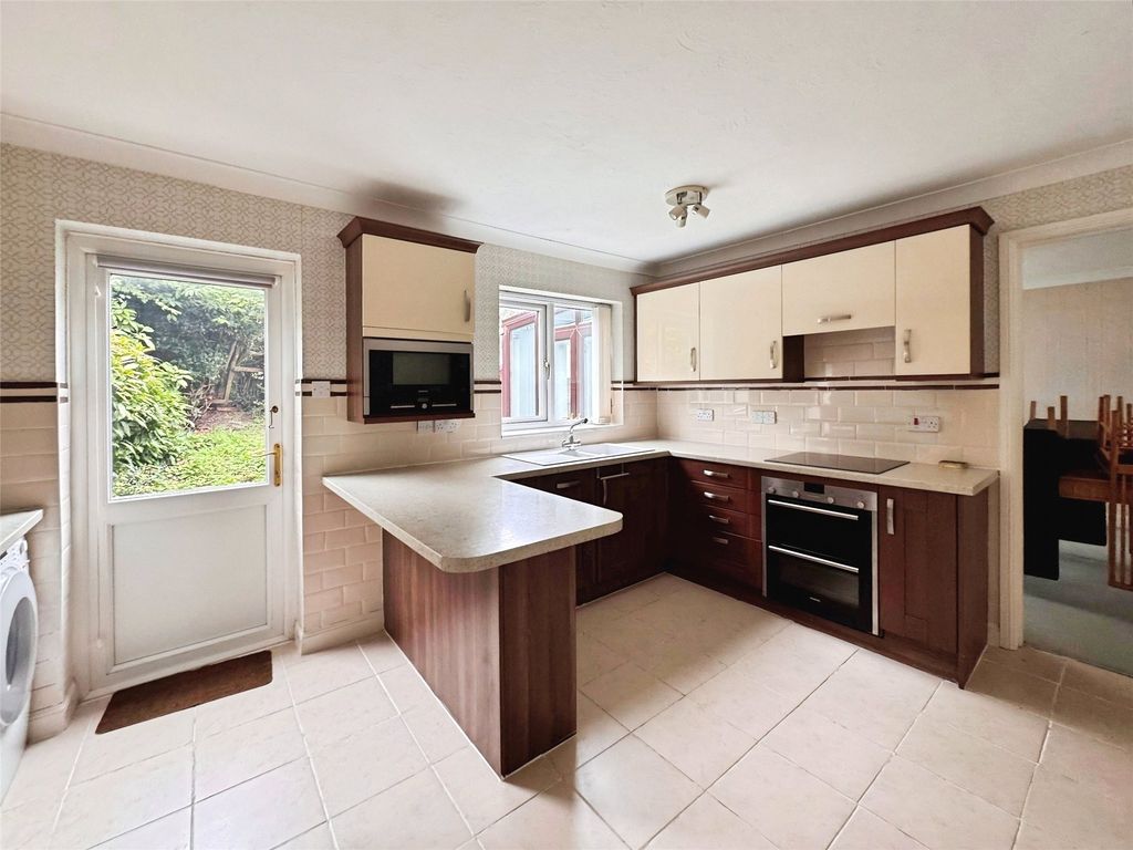 Property photo 2 of 18 Picture No. 03