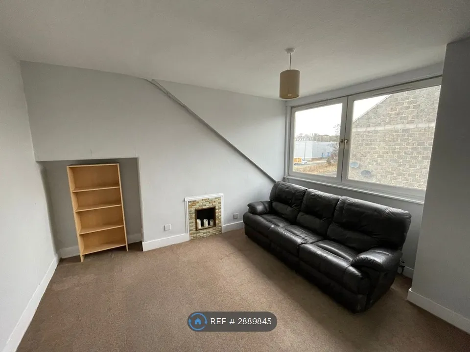 Lamond Place, Aberdeen AB25 - View 3