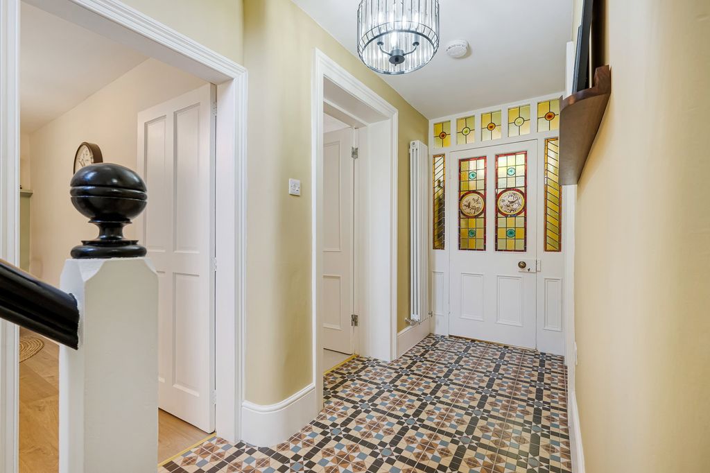 Property photo 2 of 66