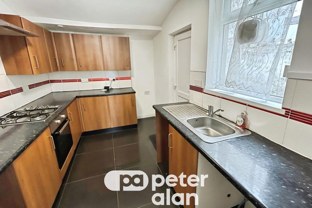 Additional image 7 of 2 bed property to rentLower Thomas Street, Merthyr Tydfil CF47