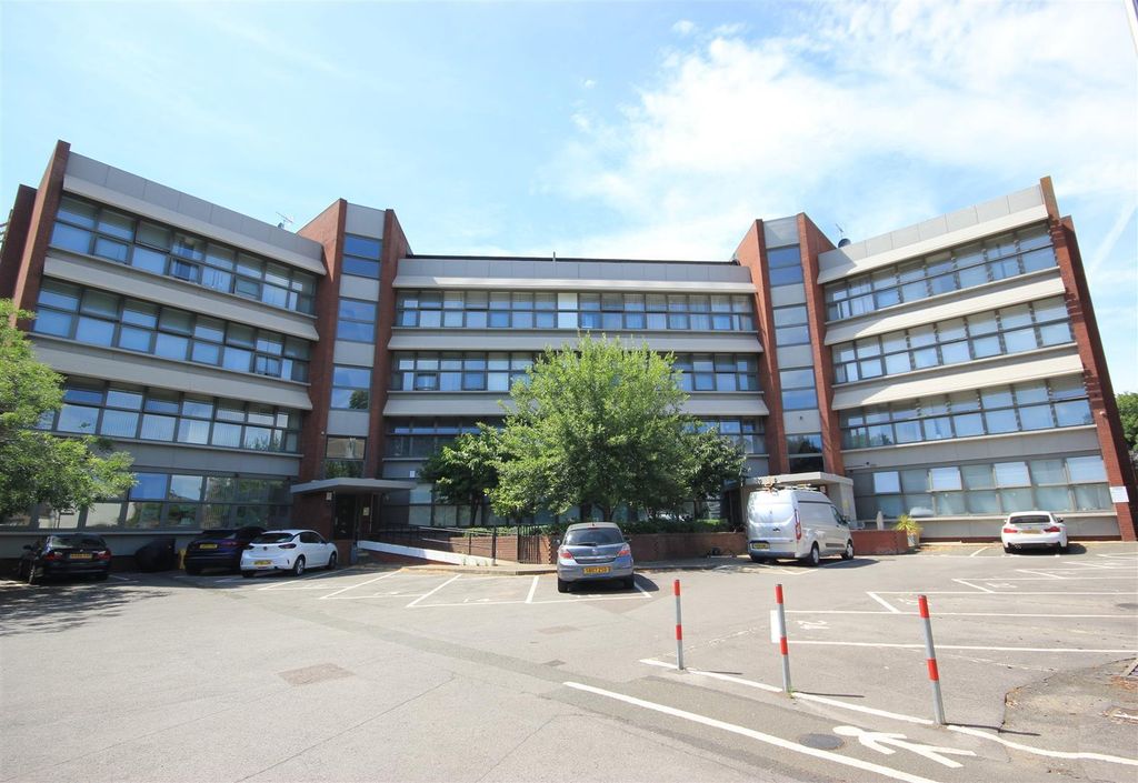 Property photo 1 of 8 7Iszcbaf-023Crtaxo-Vpa.Jpg