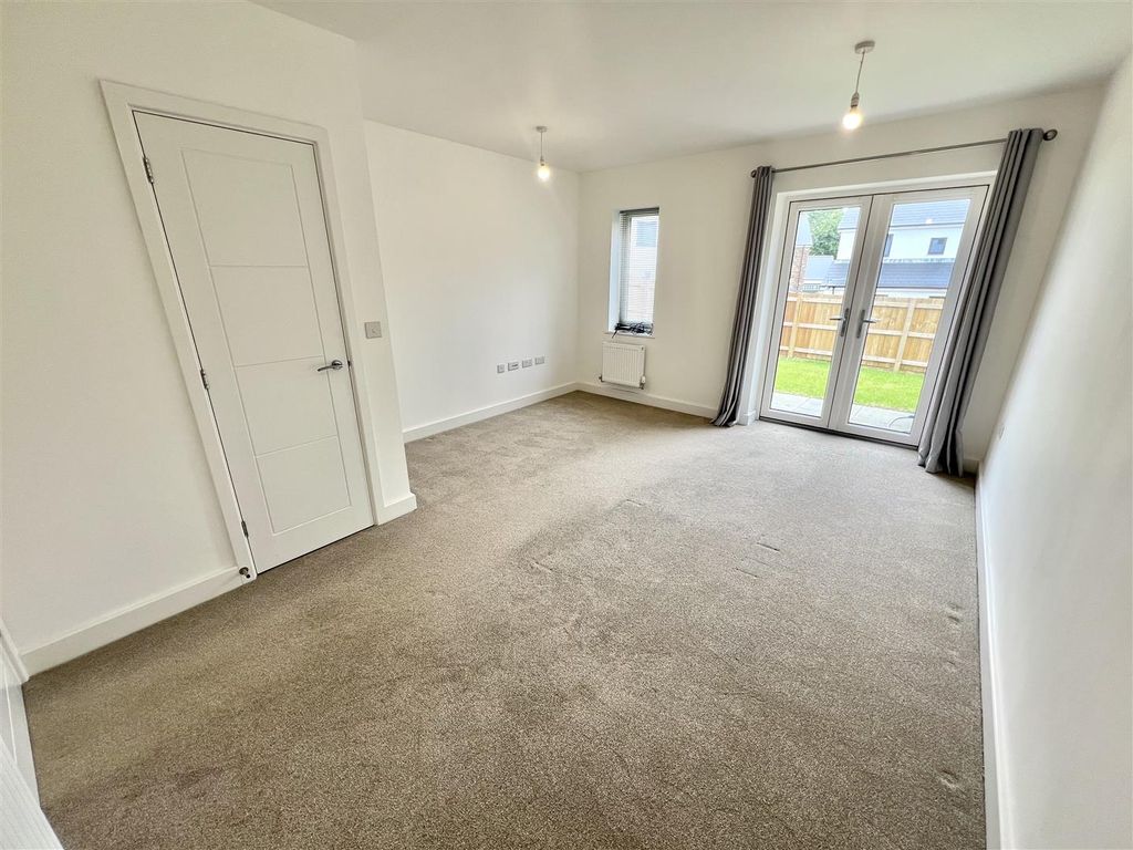 Property photo 3 of 11 Img_0407.Jpg