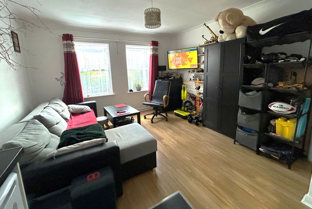 Property photo 2 of 4