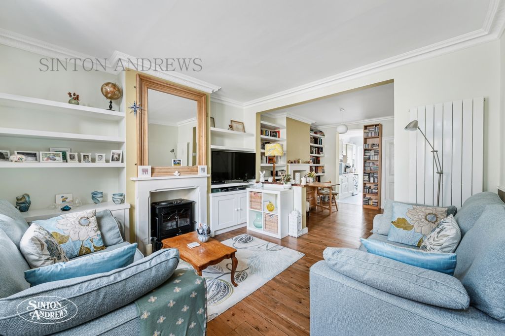 Property photo 3 of 9 Photo 3