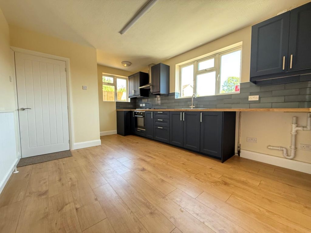 Property photo 2 of 10 5.Jpg