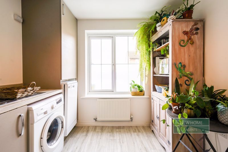 Property photo 3 of 20 Photo 17