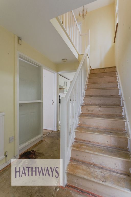 Property photo 3 of 34