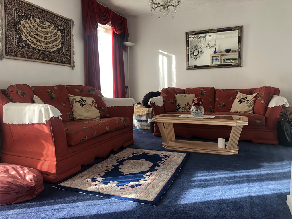 Property photo 2 of 4