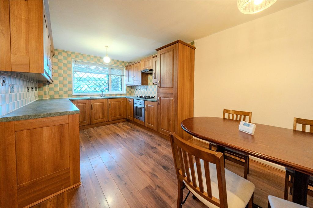 Property photo 3 of 11 Picture No. 02