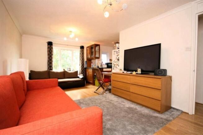 Property photo 3 of 9 Living Room
