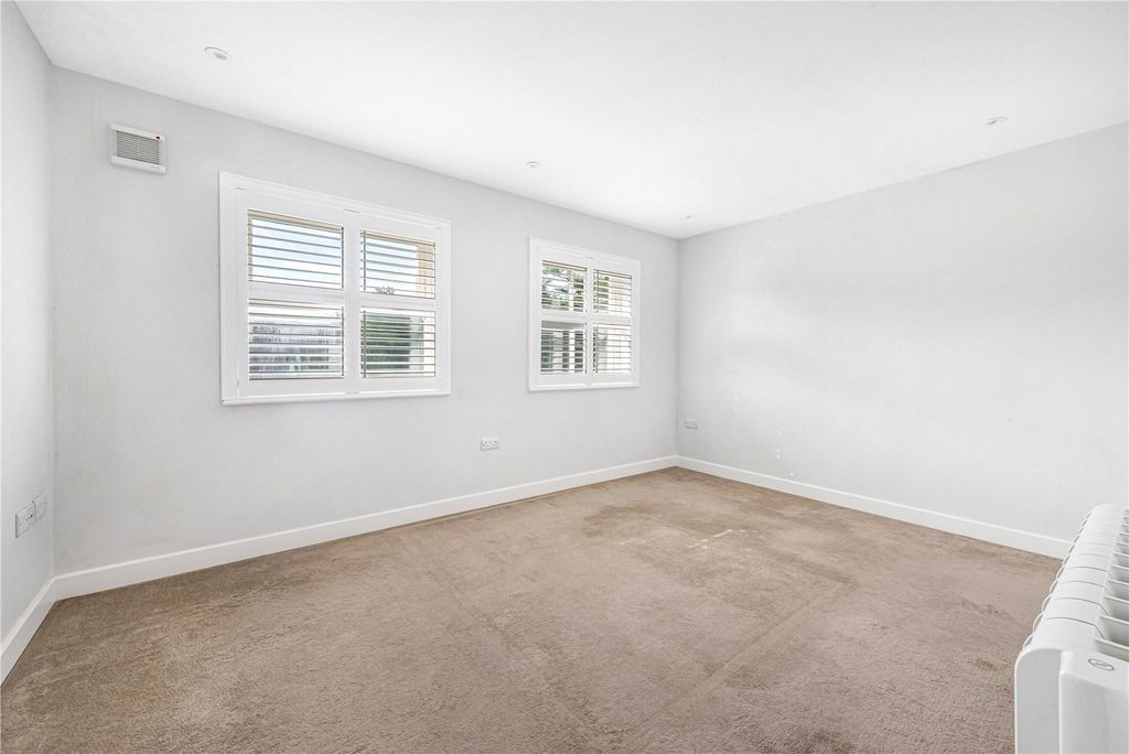 Property photo 2 of 9 Picture No. 07