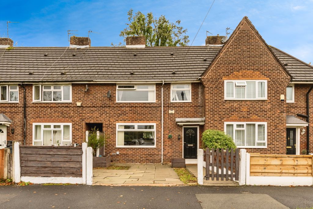 Property photo 1 of 16 Front