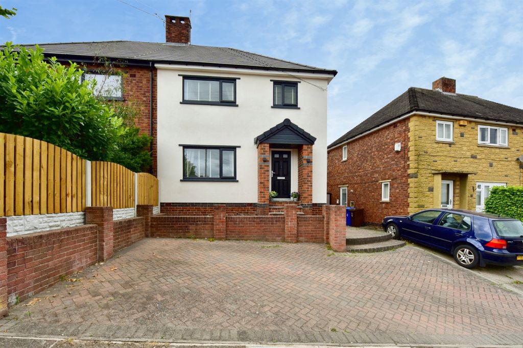 Property photo 1 of 16