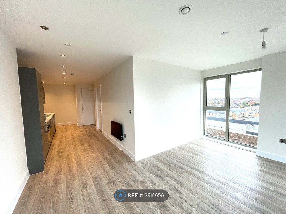 Property photo 1 of 30