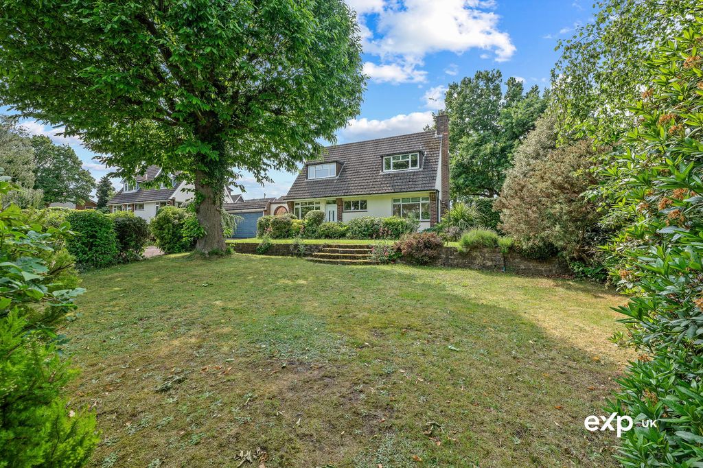 Property photo 1 of 28