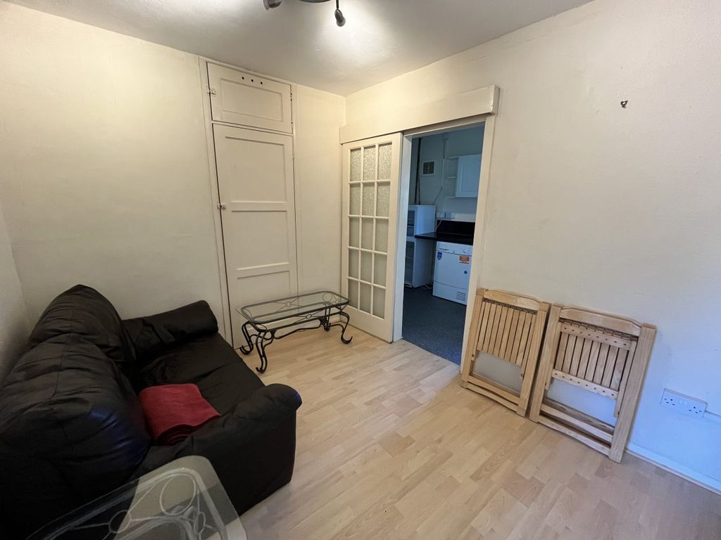 Property photo 3 of 15 Gallery