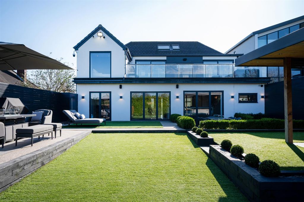 Property photo 1 of 47 Exterior And Gardens