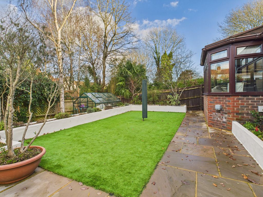 Property photo 3 of 21