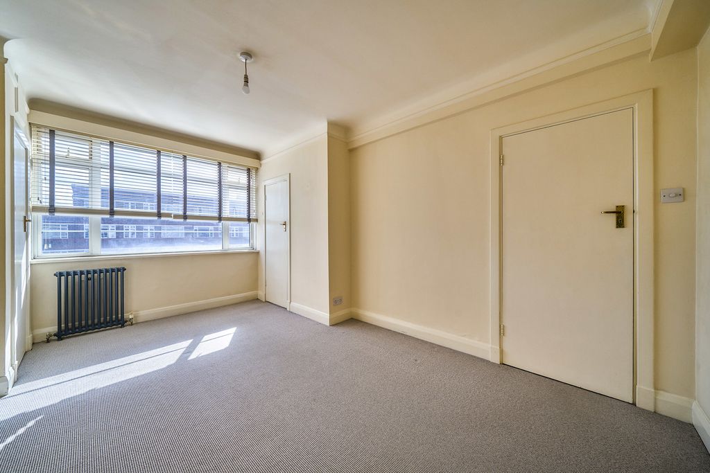 Property photo 2 of 8 Pbox-Img.Jpg