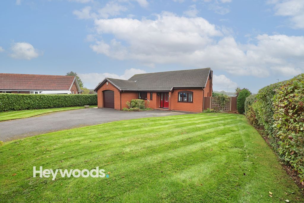 Property photo 1 of 37