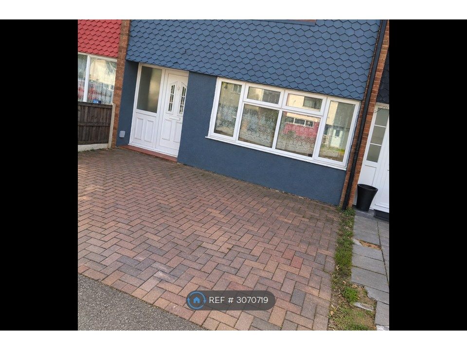 Property photo 1 of 12 Front