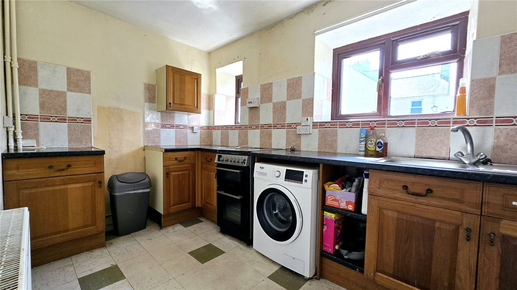 Property photo 2 of 12 Picture No. 12