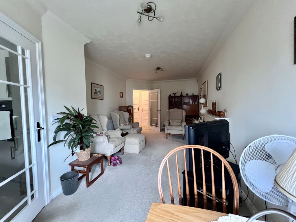 Property photo 2 of 7