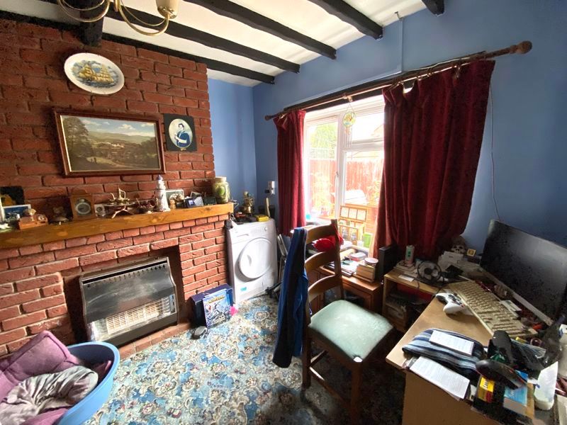 Property photo 3 of 7 Photo 4